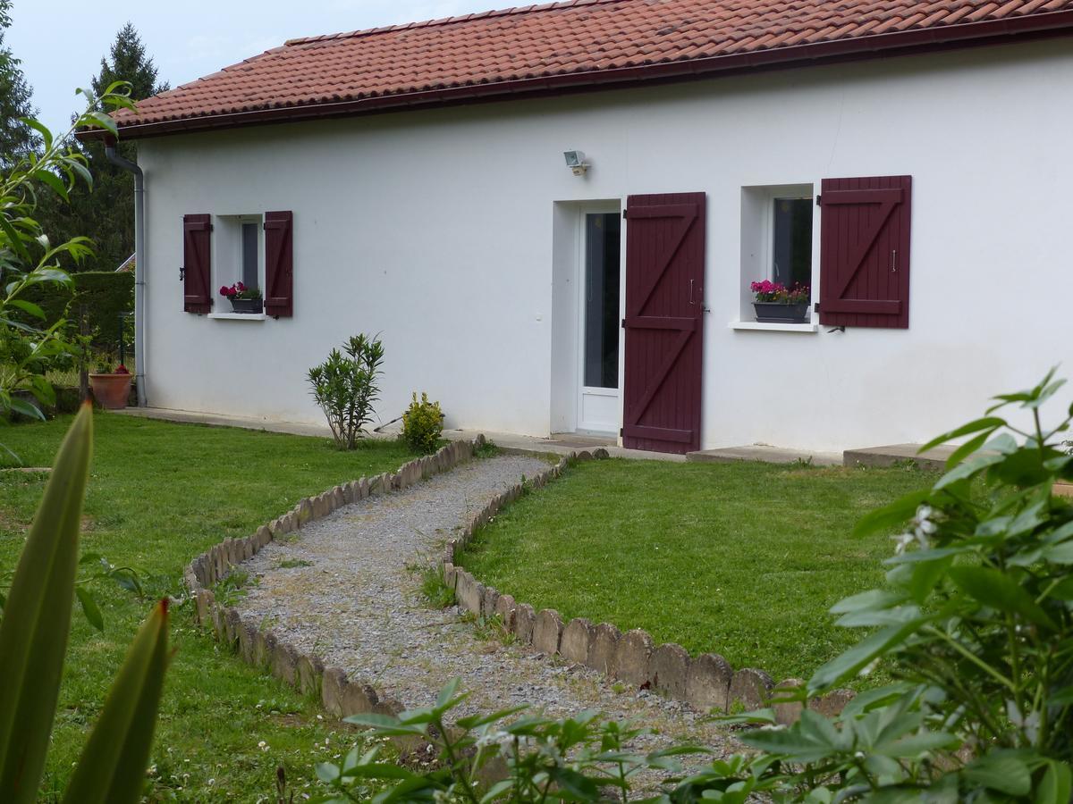 Gite Botiga Saint-Jean-le-Vieux  Exteriér fotografie
